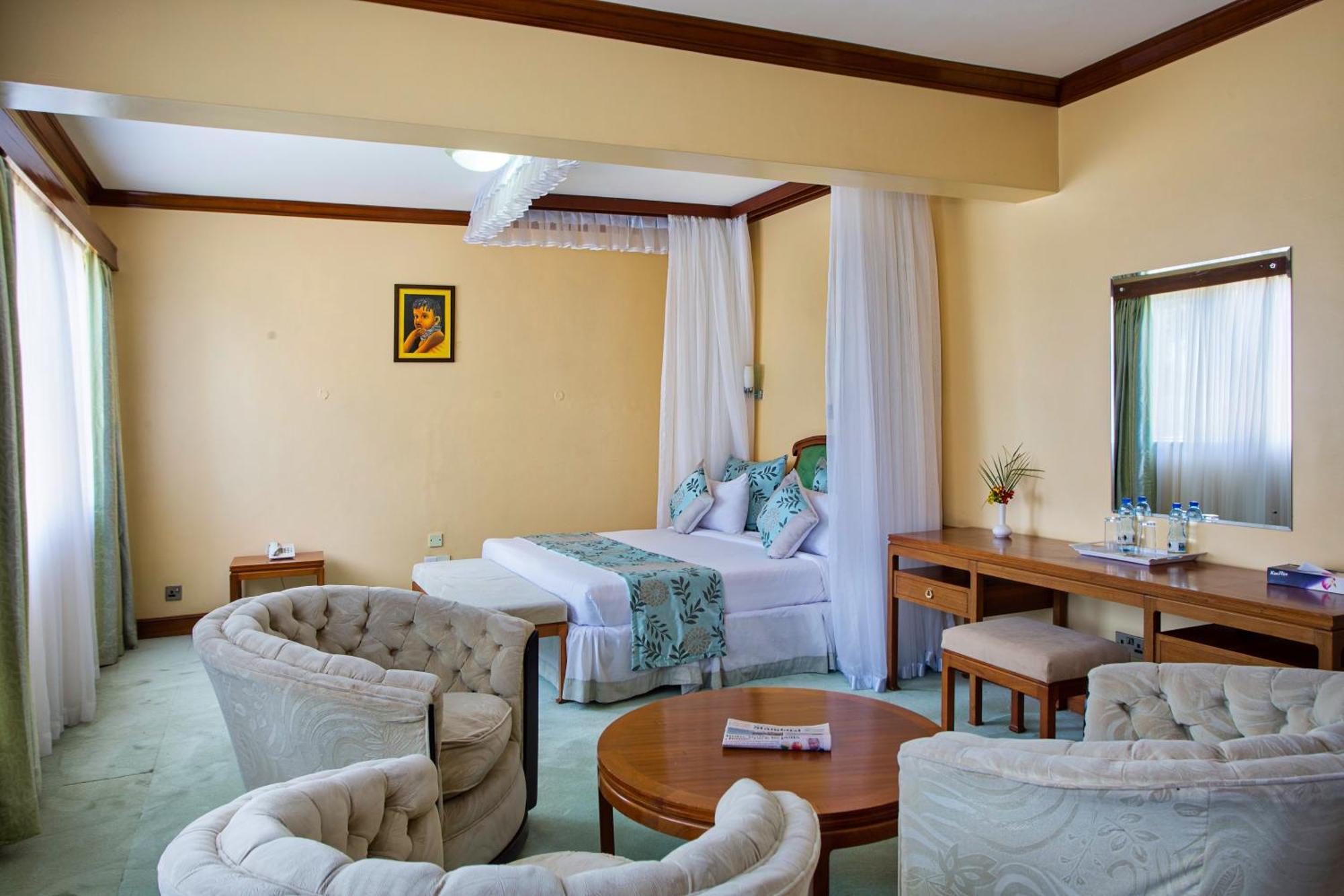 Sirikwa Hotel Eldoret Ngoại thất bức ảnh